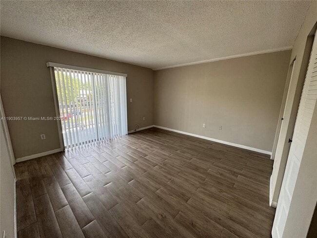 Building Photo - 3300 S Dixie Hwy