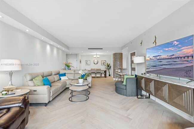 Building Photo - 201 Crandon Blvd