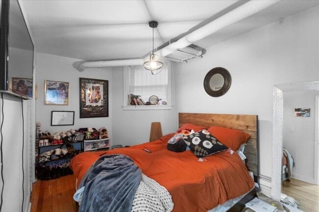 Building Photo - 2 bedroom in Chicago IL 60614