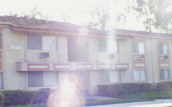 Las Colinas Apartments Riverside Ca Las Colinas Apartments Riverside Ca