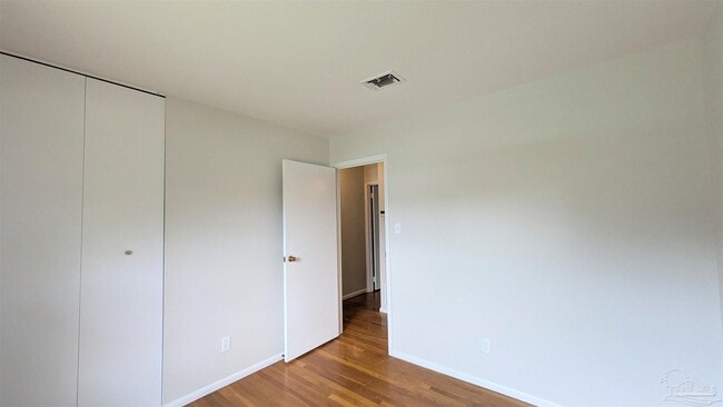 Building Photo - 2117 Pullman Cir