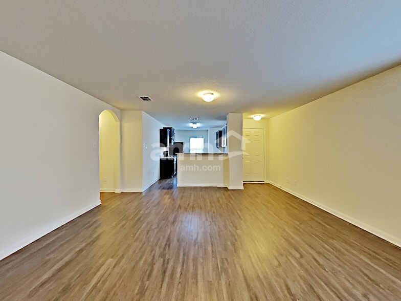 Building Photo - 7559 Bowdre