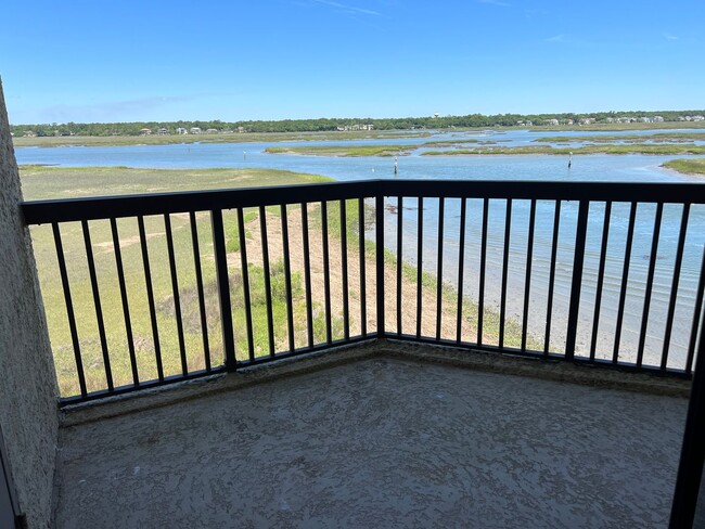 Building Photo - Stunning Broad Creek Views - Captains Quar...