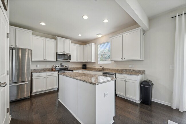 Building Photo - 3524 Massey Ridge Ct