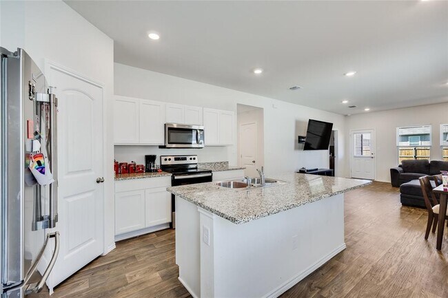 Building Photo - 17409 Ginning Ct