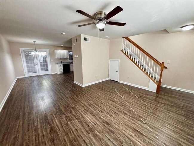 Building Photo - 508 Summer Pl NW