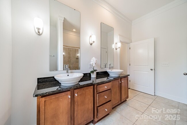 Building Photo - 3254 Noda Blvd