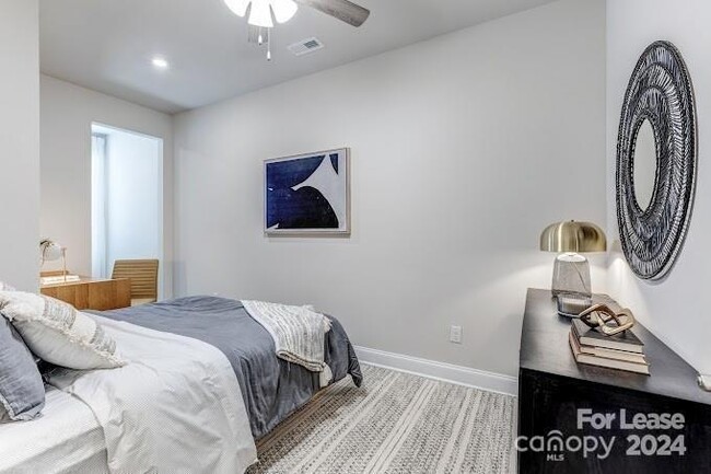 Building Photo - 102 Abercorne Wy