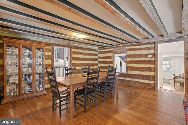 Building Photo - 326 Walker Rd