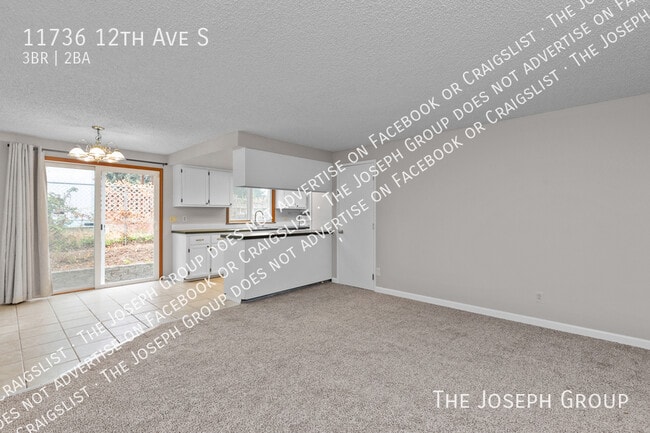 Building Photo - 11736 12th Ave S