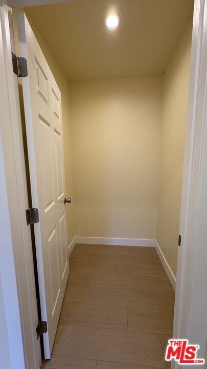 Building Photo - 2528 Elkgrove Ave