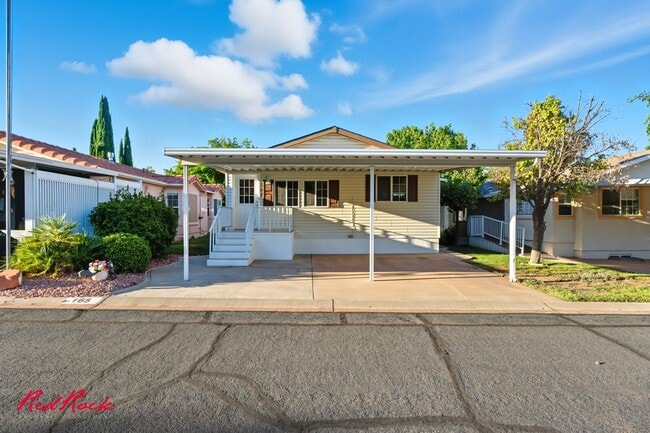 Building Photo - Single-Level 2 Bedroom Home in Washington 55+ Community!