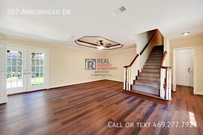 Building Photo - 902 Arrowhead Dr