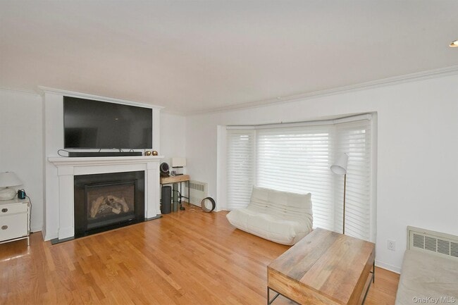 Building Photo - 3544 Woodward St