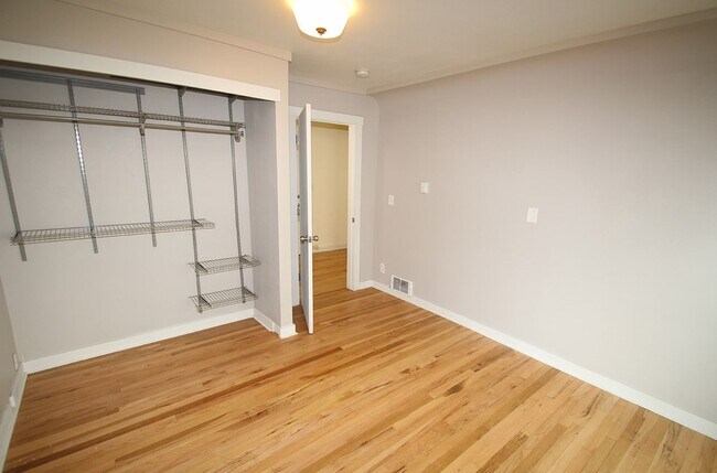 Building Photo - 7326 Triplex