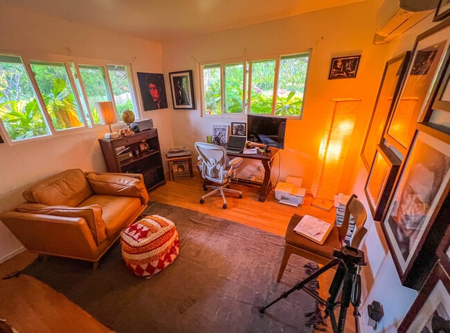 Building Photo - 628 Mililani Pl