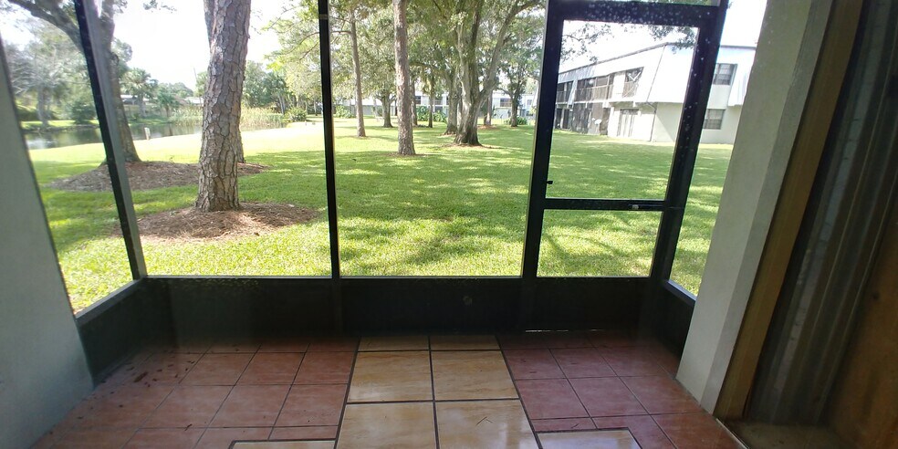 Building Photo - 2517 S 17th St