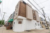 Building Photo - 2400 S 4th St