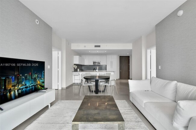 Building Photo - 88 SW 7th St