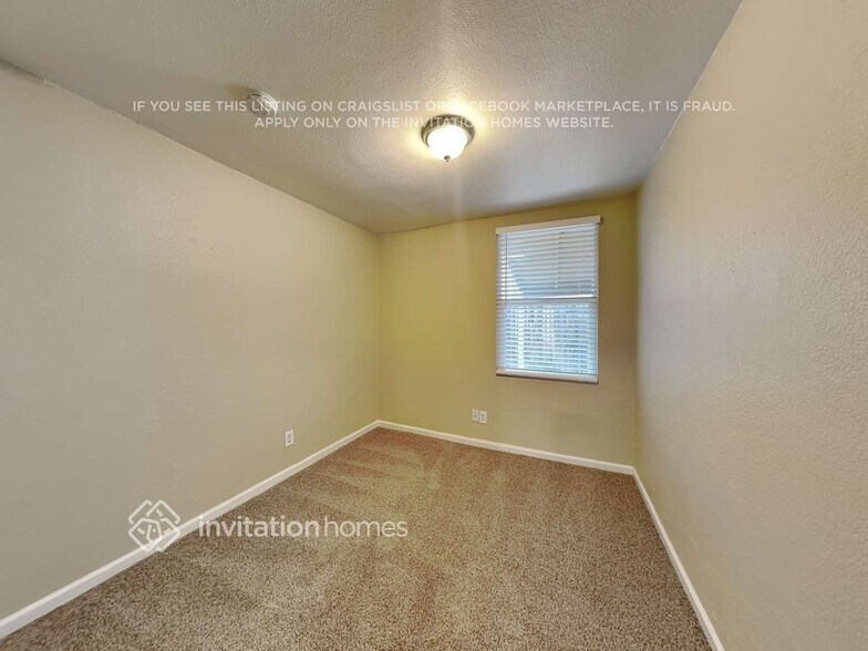 Building Photo - 7711 E Beatrice St