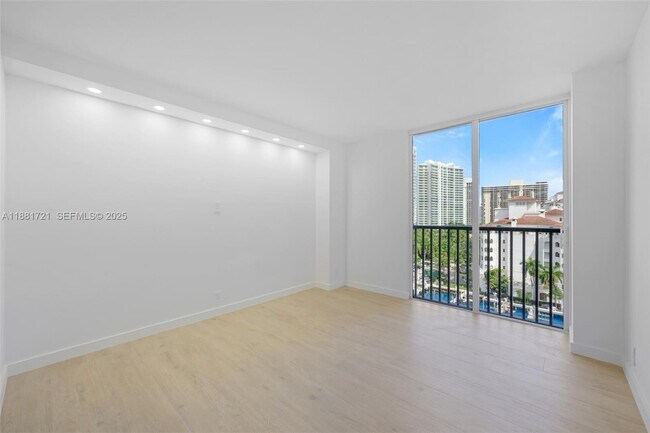 Building Photo - 19707 Turnberry Way