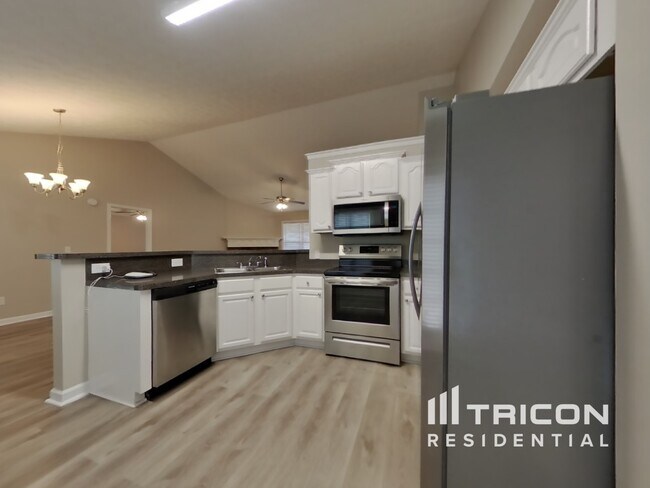 Building Photo - 581 Meadow Spring Dr