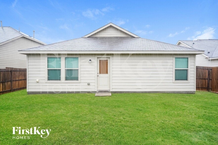 Building Photo - 14841 Firerock Rd