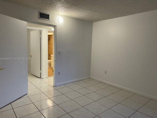 Building Photo - 8400 SW 133rd Avenue Rd