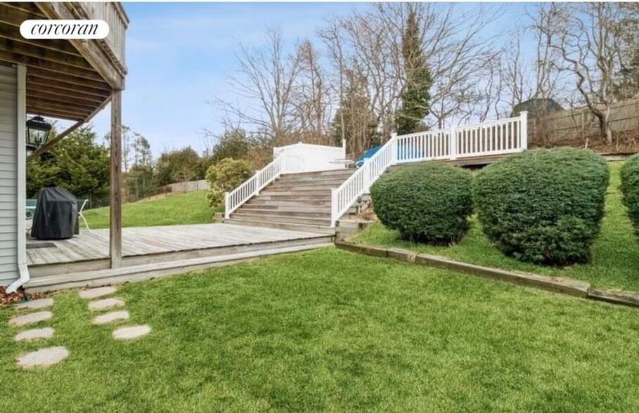 Building Photo - 20 Underhill Dr