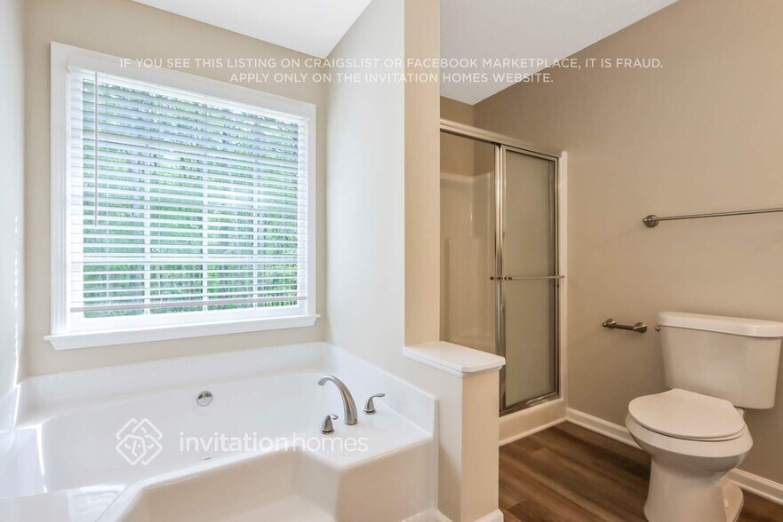Building Photo - 4923 Harrington Pl