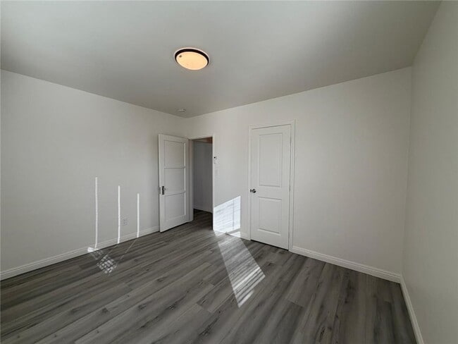 Building Photo - 1316 Walnut St