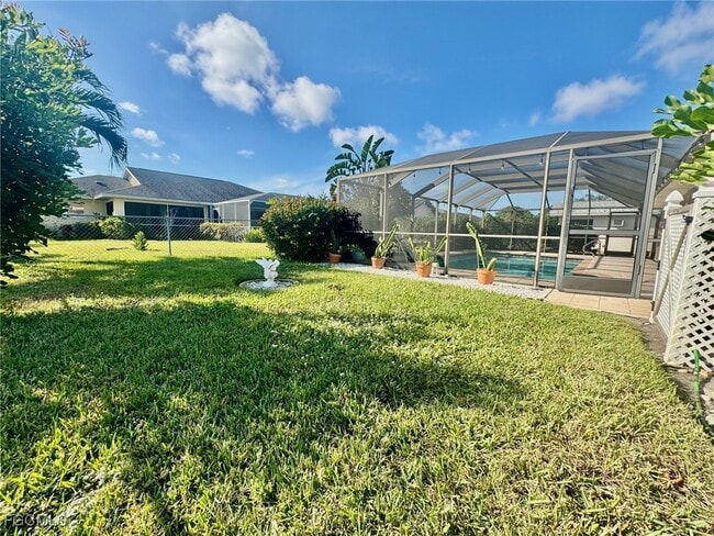 Building Photo - 1220 SE 19th Ln