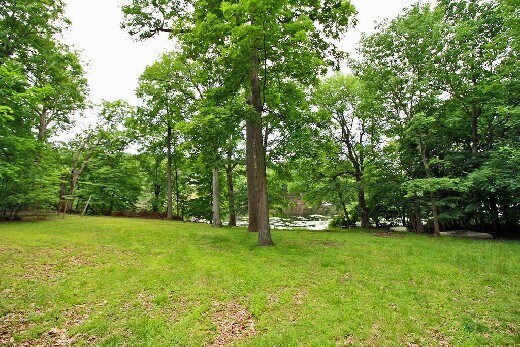 Building Photo - lakefront for rent