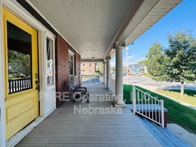 Building Photo - 4821 Underwood Ave