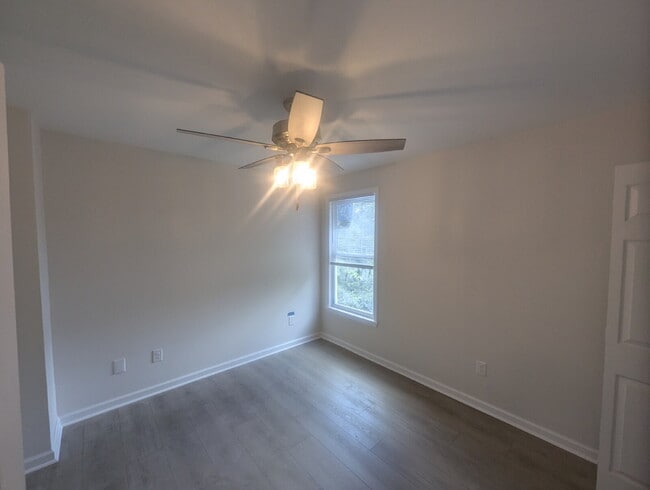 Building Photo - 3 BD Single Family Home Daniel Island