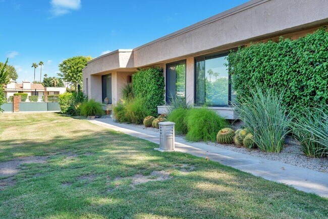 Building Photo - 72770 Fleetwood Cir