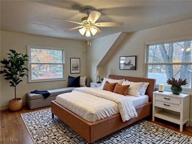 Building Photo - 8896 Spring Valley Dr