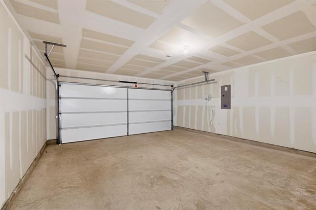 Building Photo - 6734 Highlands St