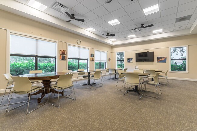 Building Photo - Modern, 2/3 Bed, 2 Bath Spacious Single St...