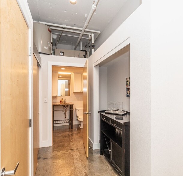 Interior Photo - 10th Street Lofts