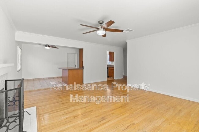 Building Photo - 5619 N El Dorado St