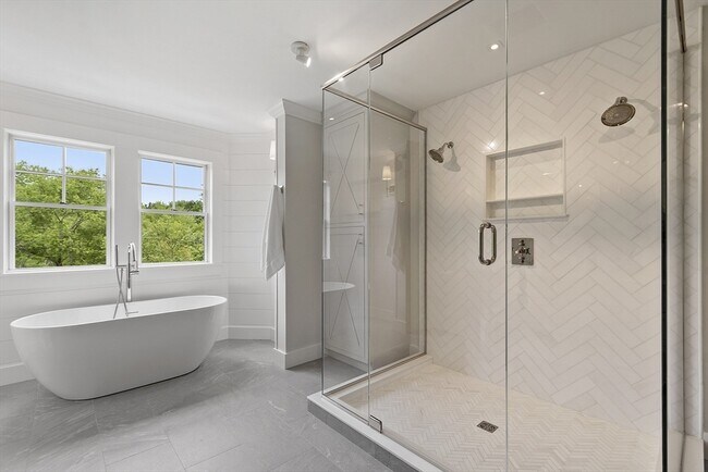 Building Photo - 38 McCallar Ln