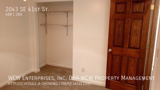 Building Photo - 2043 SE 41st St