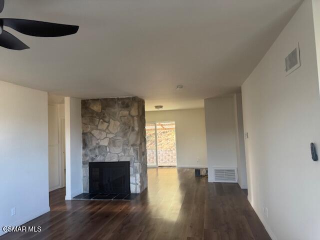 Building Photo - 2485 E Hillcrest Dr