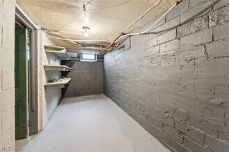 Building Photo - 13108 Cedar Rd