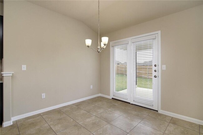 Building Photo - 843 Winnsboro Dr