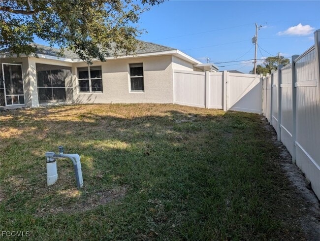 Building Photo - 1612 NW 31st Ave