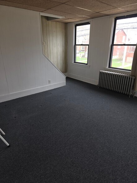 Building Photo - 2411 Mount Troy Rd