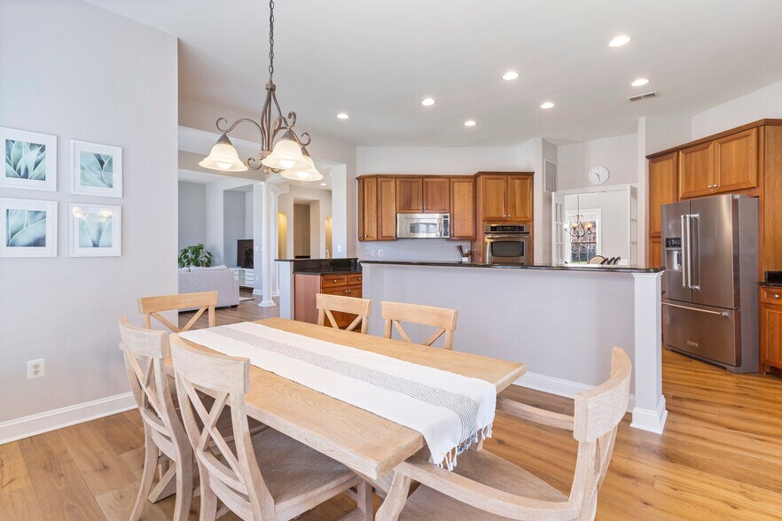 Building Photo - 4522 Mixed Willow Pl