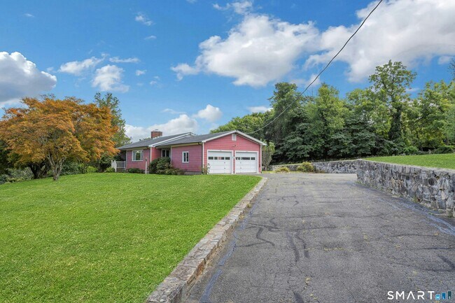 Building Photo - 67 Barclay Dr